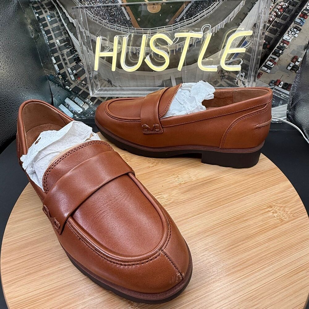 Vionic Cleo Loafer Tan Leather Women’s Size 7.5 (Wide) - Picture 9 of 12
